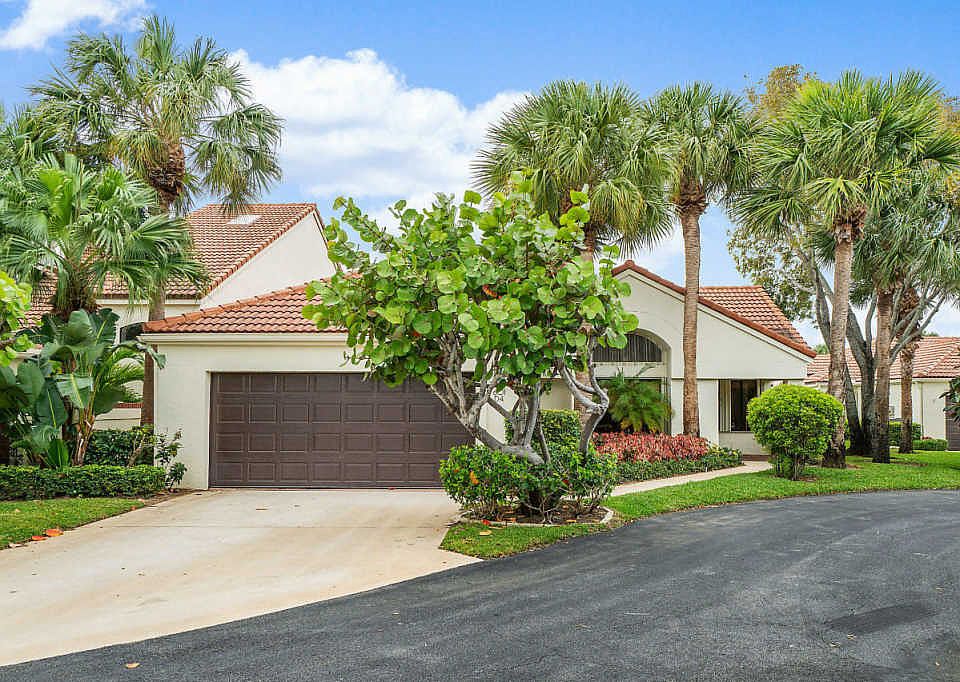 1st image of 601 Sea Oats Dr #D-4