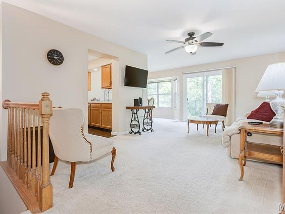 3rd image of 3671 Colonia Place Dr APT A