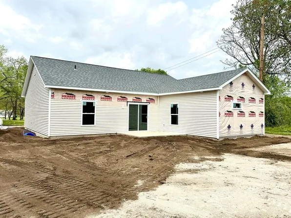 1118 S 16th St, Terre Haute, IN 47802