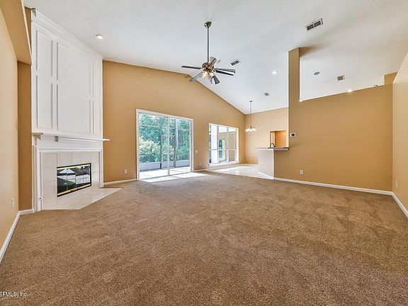 2nd image of 9099 Hampton Landing Dr E