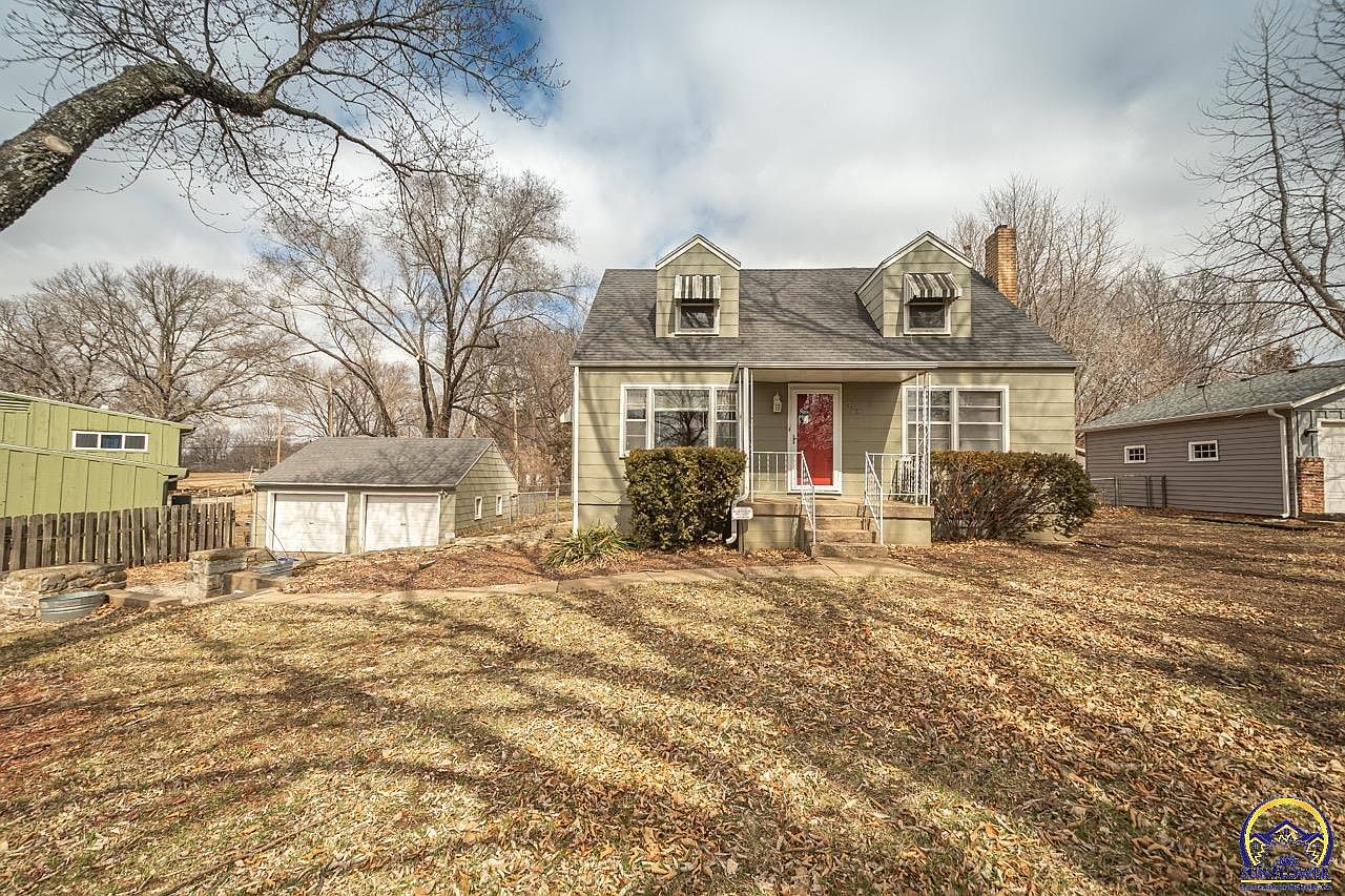 320 NW Rolyan Rd, Topeka, KS 66617 Zillow