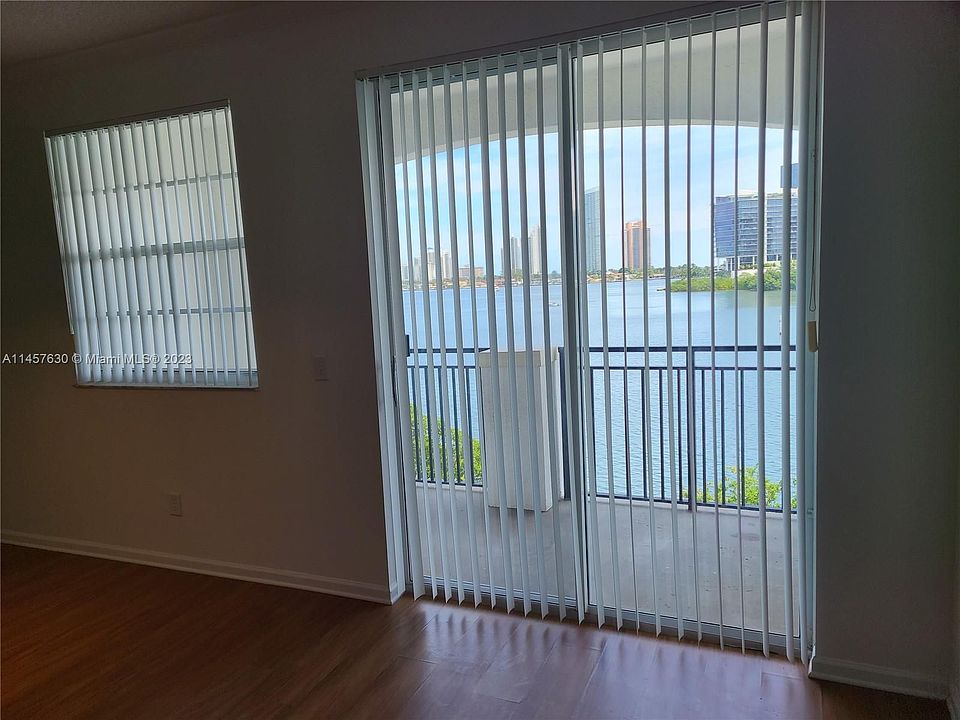 1st image of 3255 NE 184th St APT 12506
