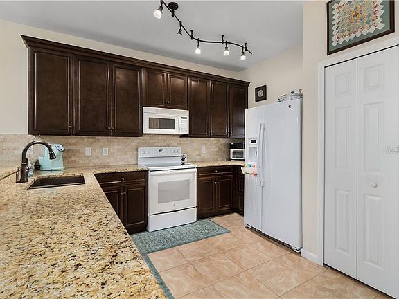 4th image of 514 Westpoint Garden Cir