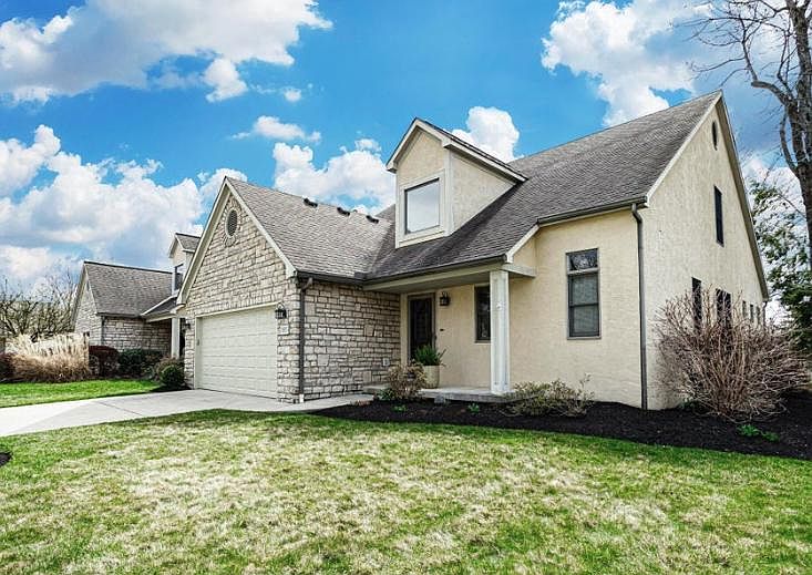 1st image of 585 Westbury Woods Ct