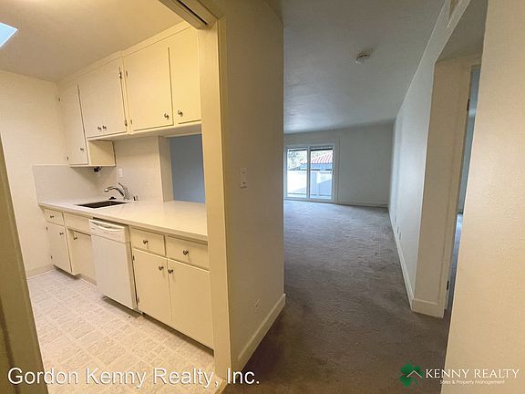 4th image of 621 Chestnut St #302