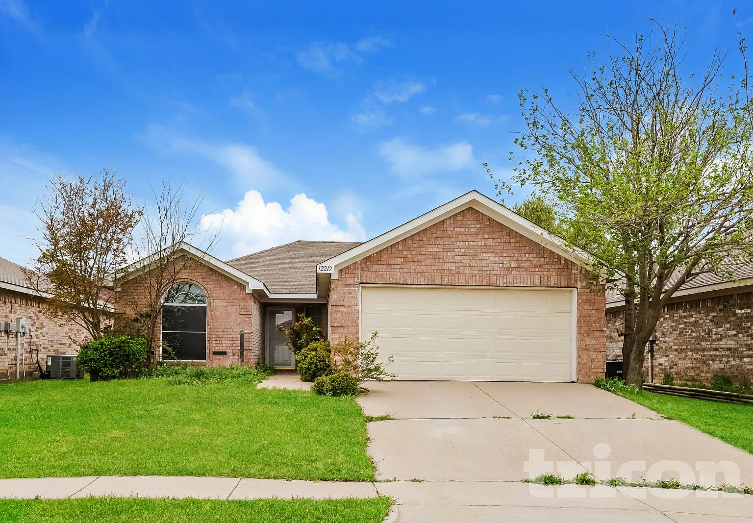 12212 Rolling Ridge Drive Fort Worth TX — Photo 1
