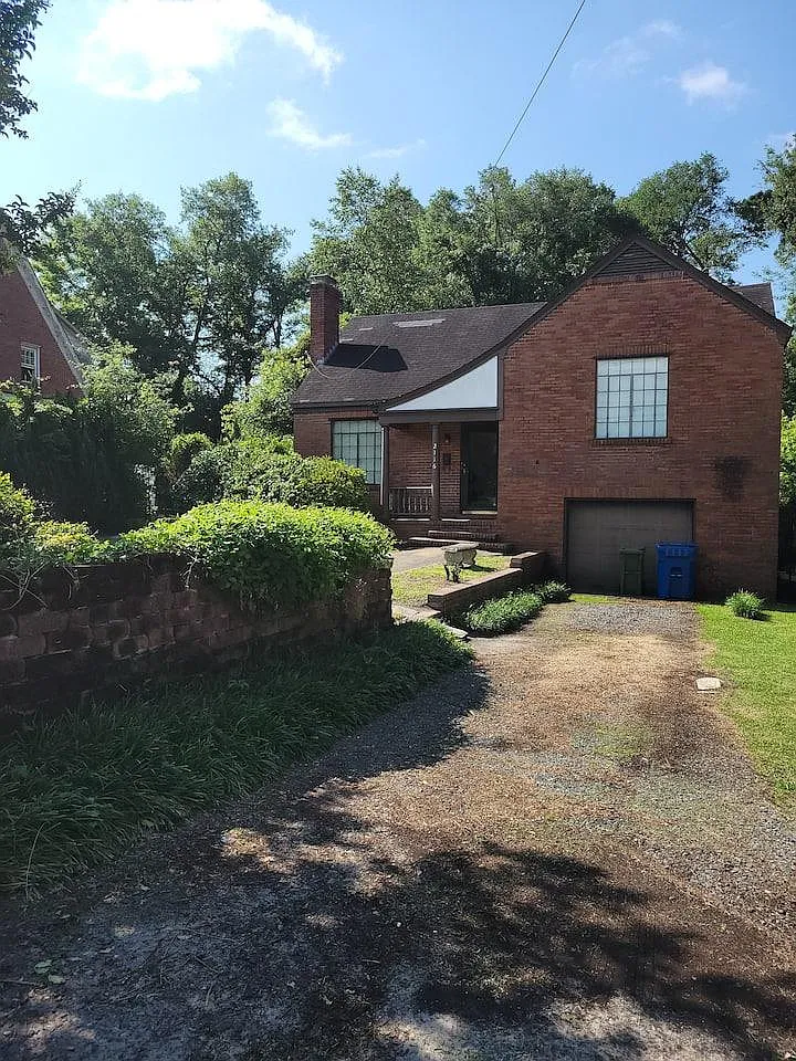 2116 Market St — Photo 1