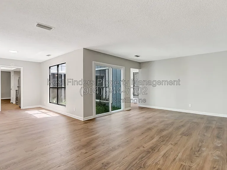 10829 Cheatham Trl — Photo 24