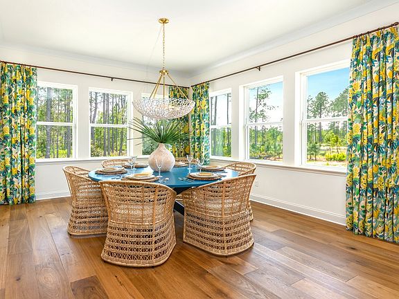 2nd image of 306 Sawgrass Dr