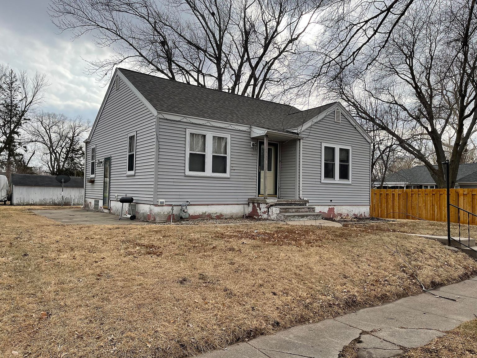 406 6th St, Griswold, IA 51535 Zillow