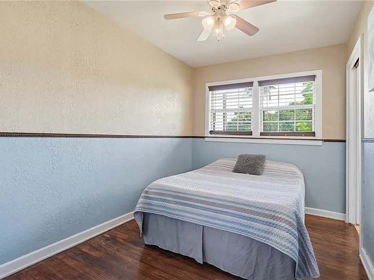 651 W Wilson Ave — Photo 26