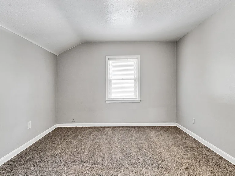 4241 Bayard Rd — Photo 11