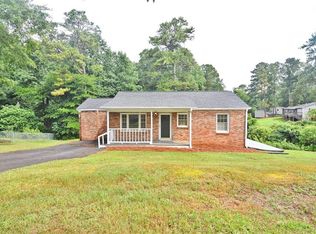 806 Wanda Cir SW, Marietta, GA 30008