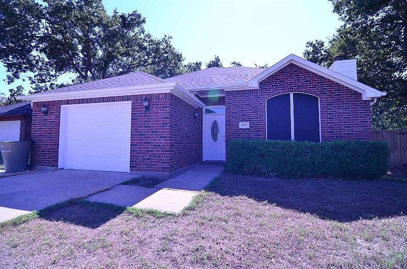 1st image of 200 Silkwood Dr