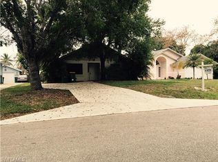 1084 Frank Whiteman Blvd, Naples, FL 34103