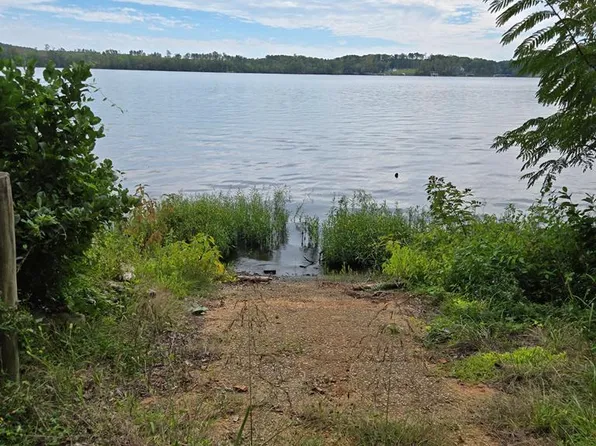 Mallard Ln, Bracey, VA 23919