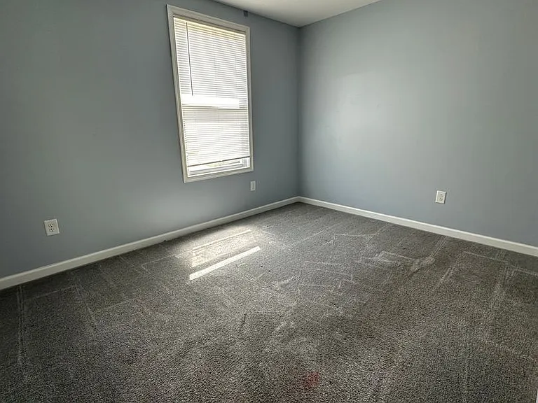 18 Harrington Ln — Photo 11