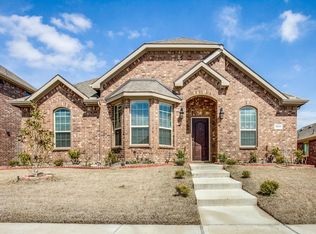 3618 Thunder Dr, Sachse, TX 75048