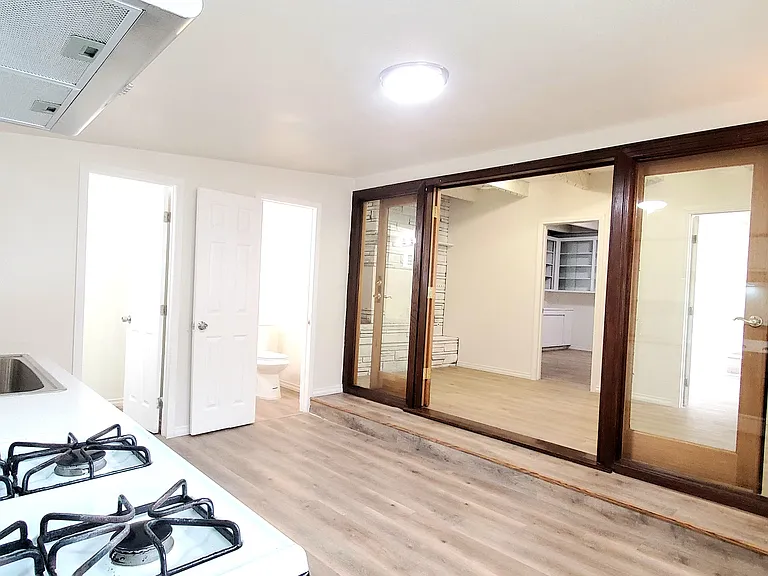 2311 El Paseo St #2 — Photo 4