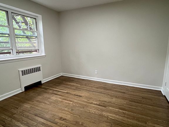 5th image of 222 N Arlington Ave #2I