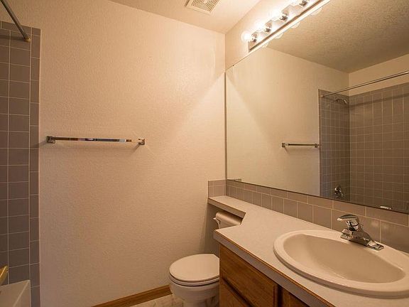 Main floor bath