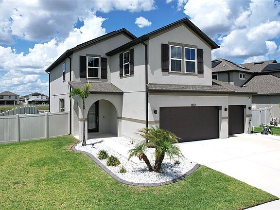2nd image of 13521 PALMERA VISTA DRIVE