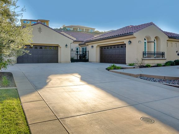 2nd image of 11602 Big Canyon Ln