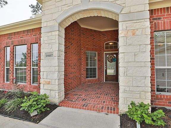 4th image of 18607 Oxenberg Manor Ln