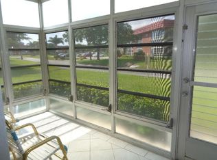 40 Woodland Dr APT 103, Vero Beach, FL 32962