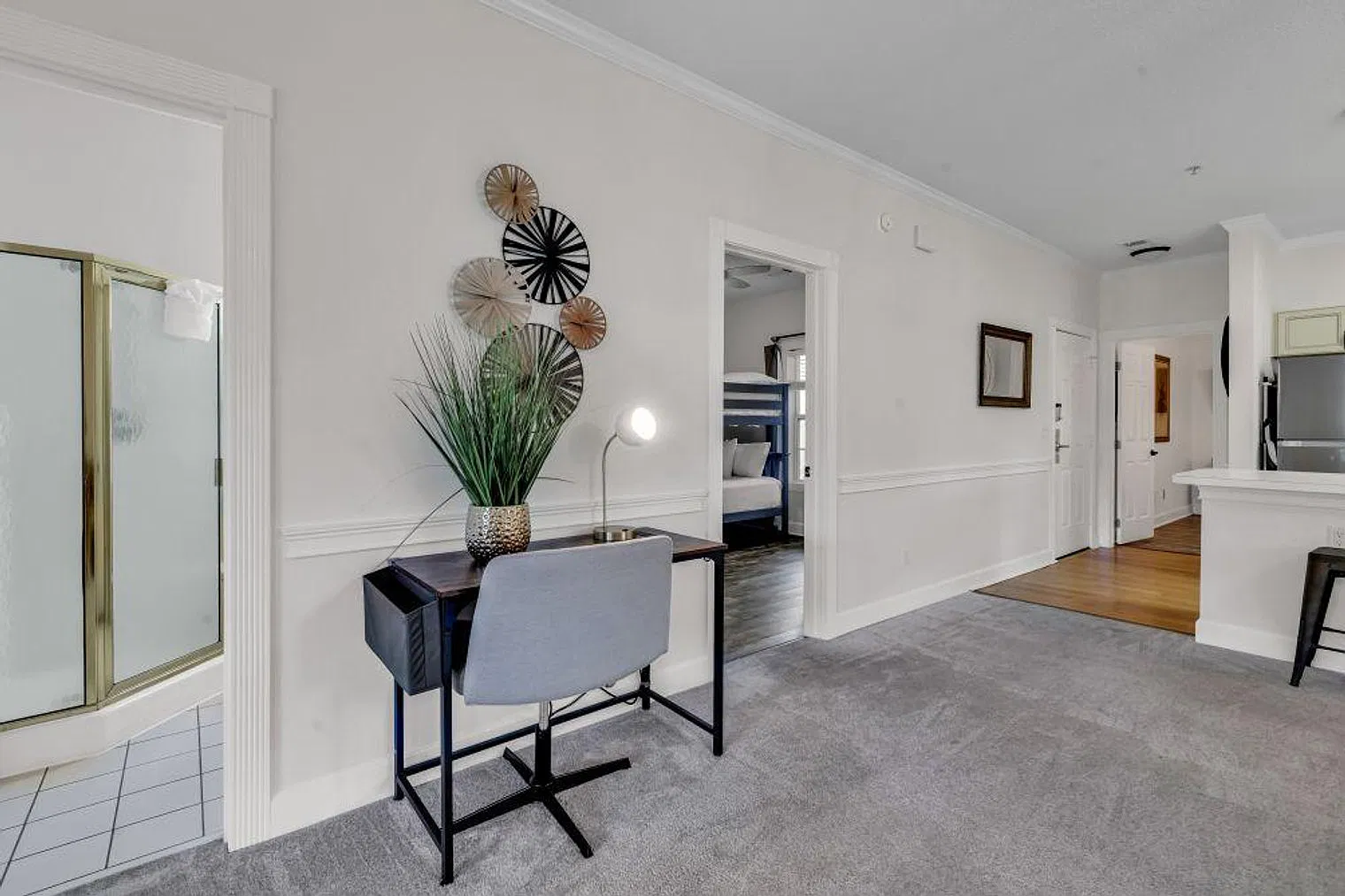 3 bed, 2.0 bath, 1291 sqft, $3,424 — Photo 3