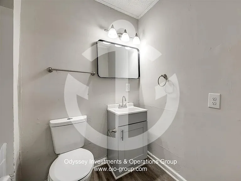 595 Betty St #4 — Photo 12