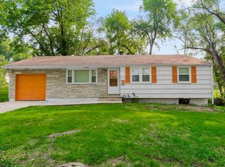 10703 Bales Ave, Kansas City, MO 64137