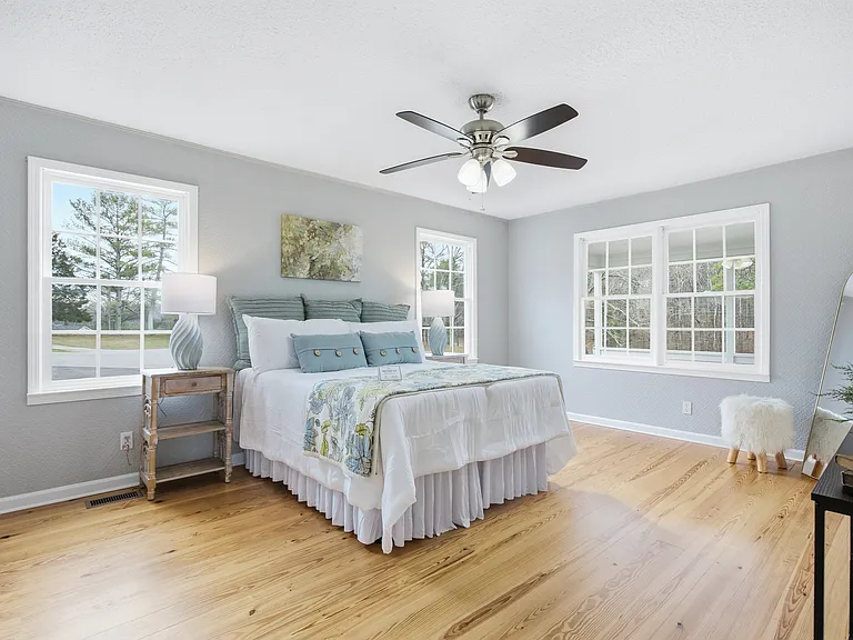 Main Bedroom on the main level