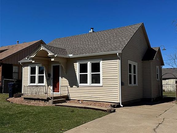 2nd image of 3029 NW 27th St
