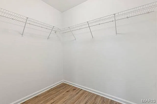 115 Saint James Ct — Photo 17
