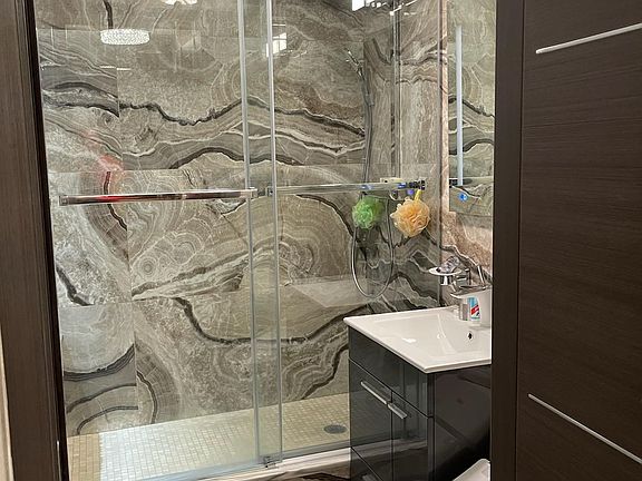 5th image of 501 Surf Ave #18