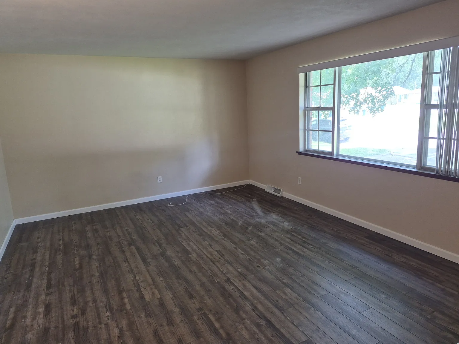 3 bed, 1688 sqft, $1,500 — Photo 3
