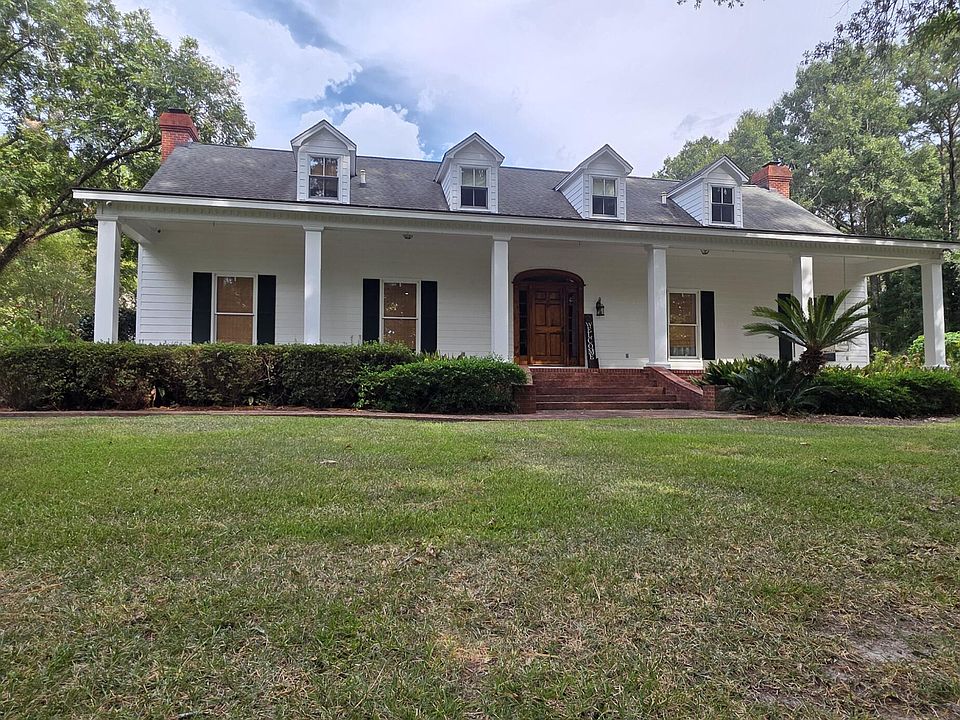 1st image of 80 E Lake Rd
