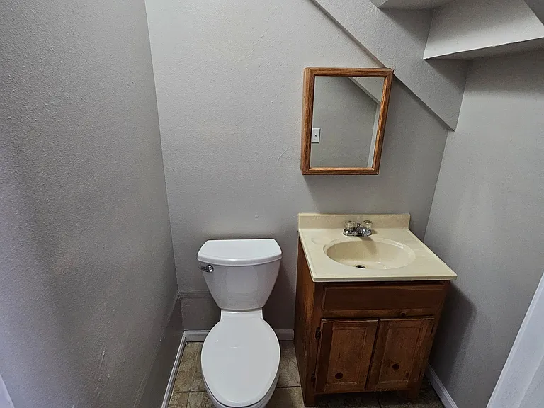 105 S 8th St #107 — Photo 7
