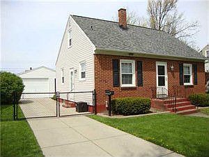 2nd image of 530 Windermere Blvd