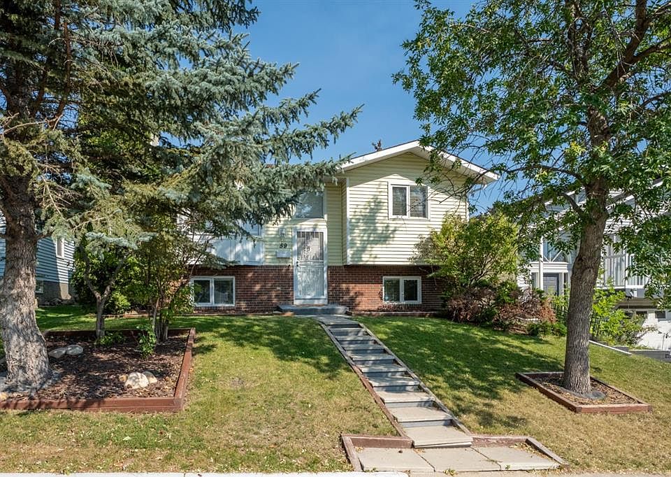 1st image of 59 SE Macewan Park Rd NW