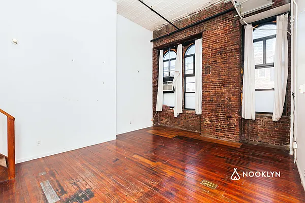 Rented by Nooklyn NYC LLC | media 1