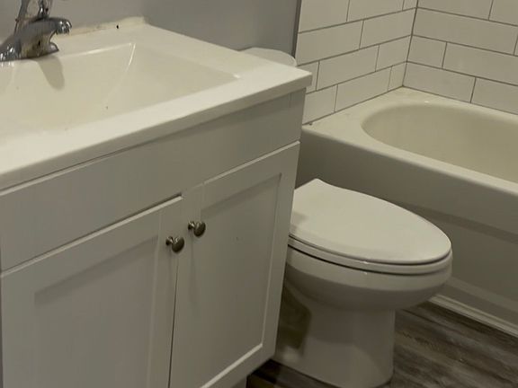 5th image of 91 Thames St S #204