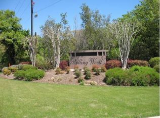 8732 Trailwood Ct, North Richland Hills, TX 76180