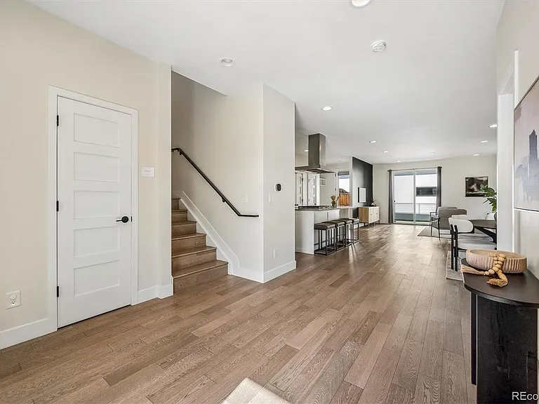 4018 Zuni St — Photo 2