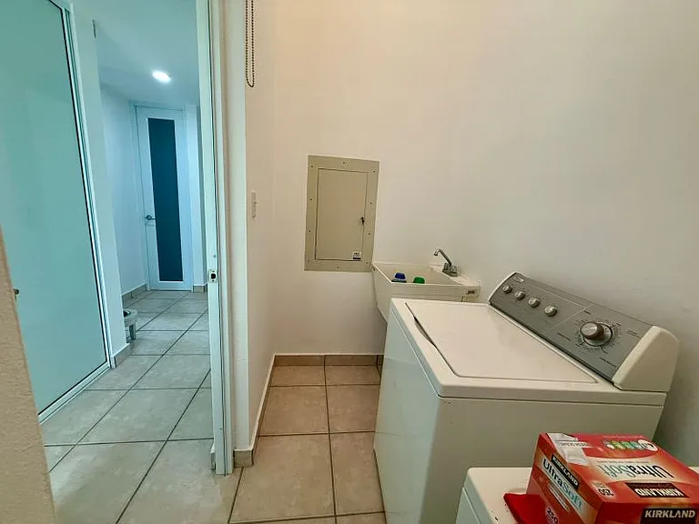 88 Calle Menta Urb Ciudad Gdn — Photo 15