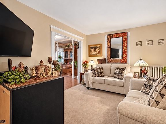 4th image of 20 Verdon St
