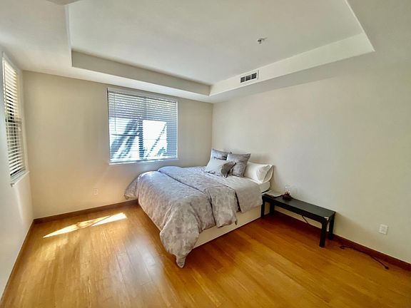 5th image of 19503 Stevens Creek Blvd Suite 139