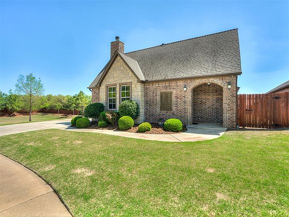 3rd image of 3024 Wind Call Ln