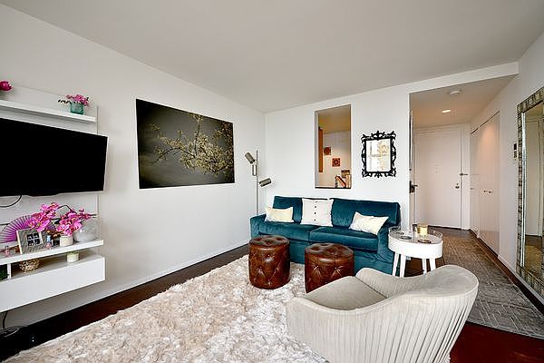 1st image of 160 W 66th St APT 32C